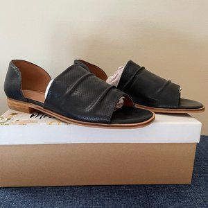 Mi.iM Karu Everly Flats (NWT)